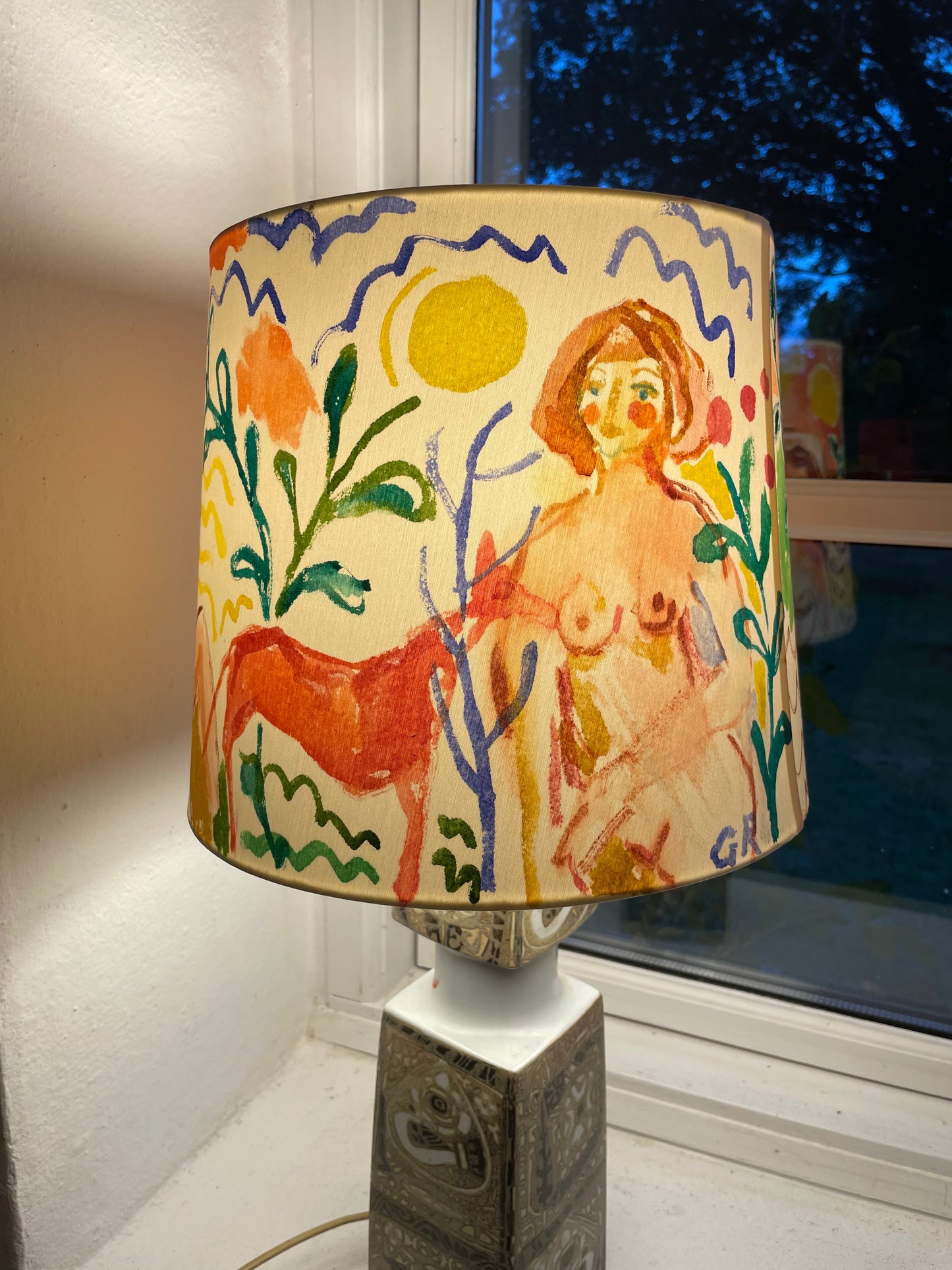 A la Bell lamp shade