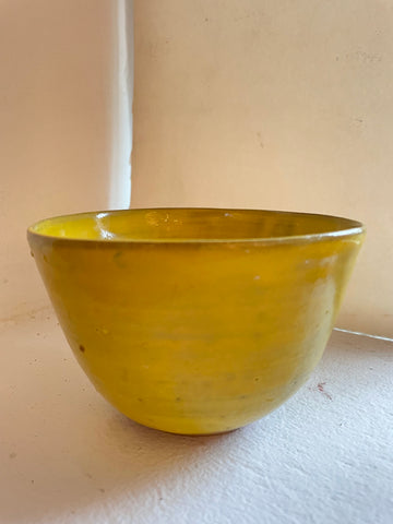 YELLOW POT