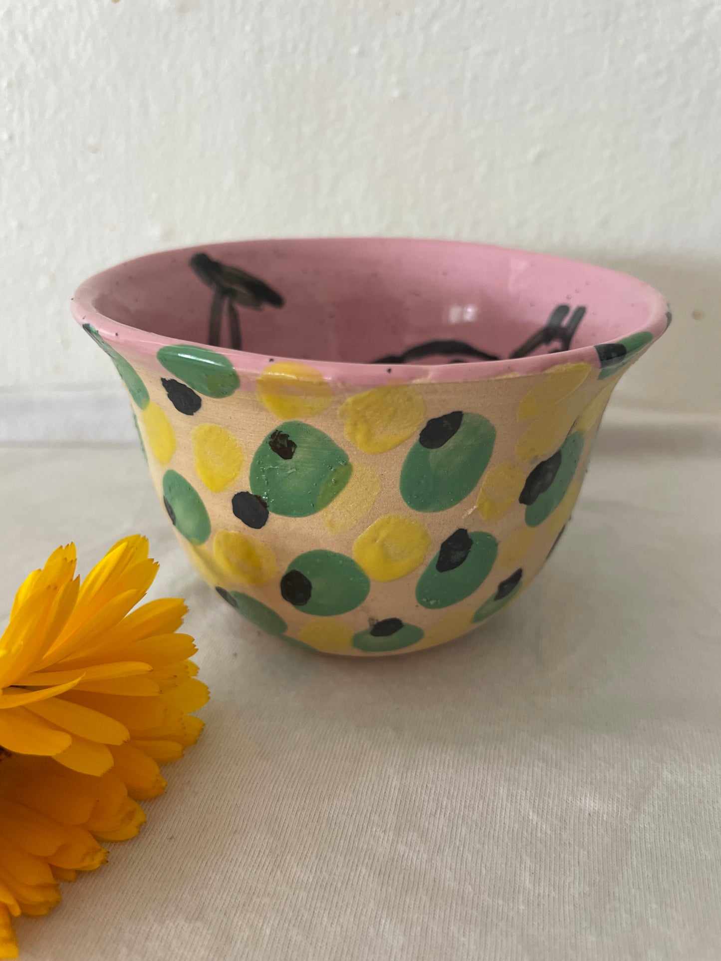 Dotted bowl