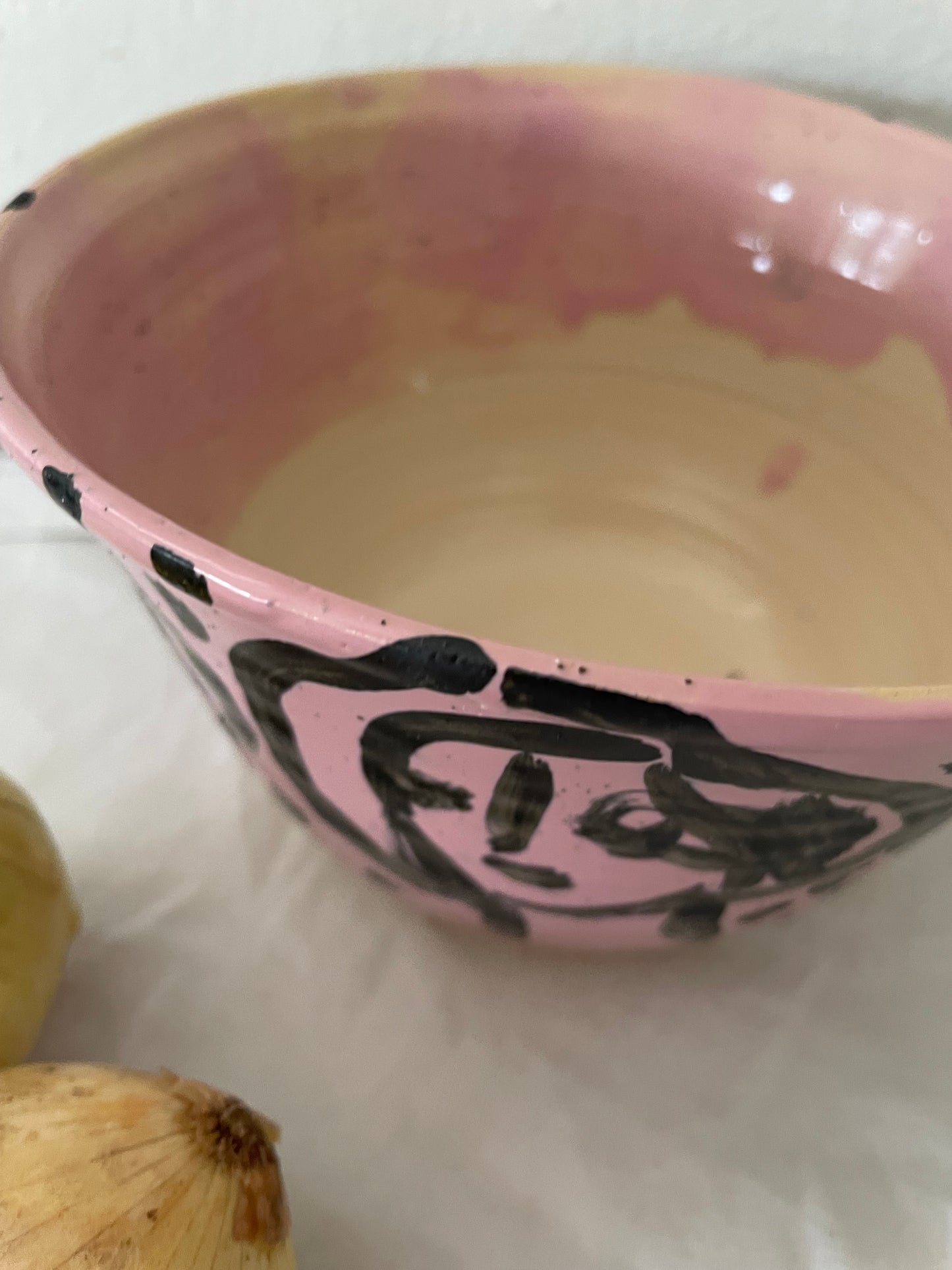 Pink face bowl