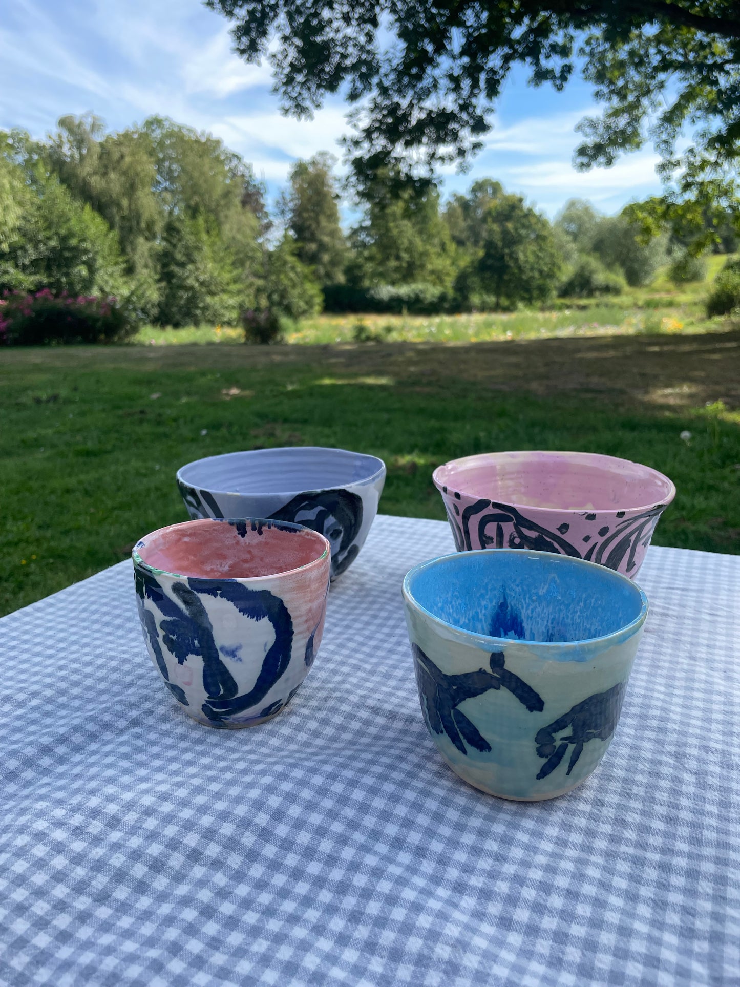 Summer Ceramic pots x 4
