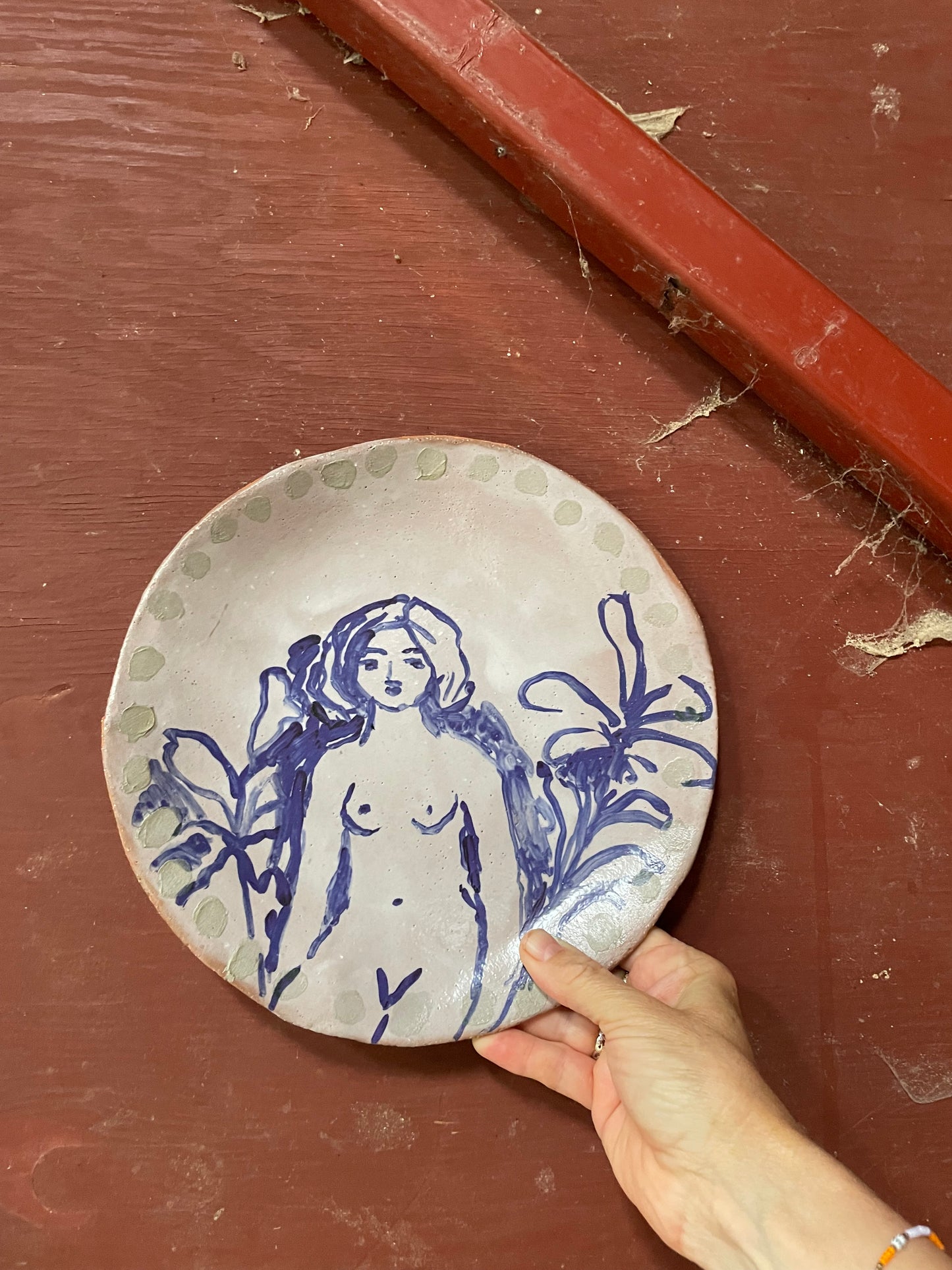 Medea Dish